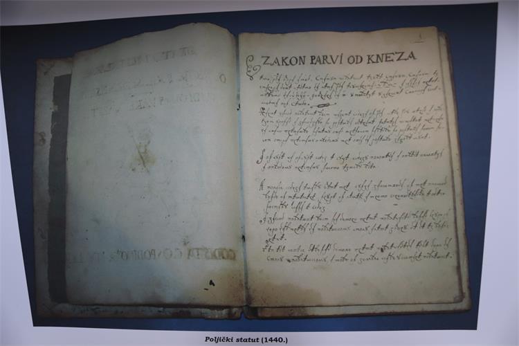 Slika /02_vijesti/2024/10-listopad/knjižnica izložba/IMG_2114.JPG